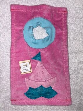 A mom who knows Pink Sailboat Pull-Over Baby Bib with Teal Accent nwt